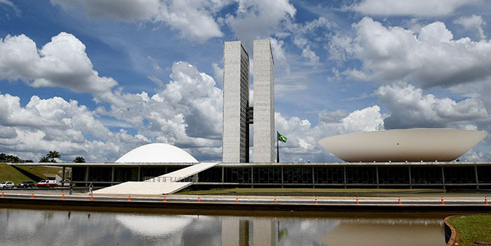 Presidente do Senado prorroga prazo de medida provisória que recriou Ministério do Trabalho